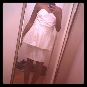 Classy strapless dress